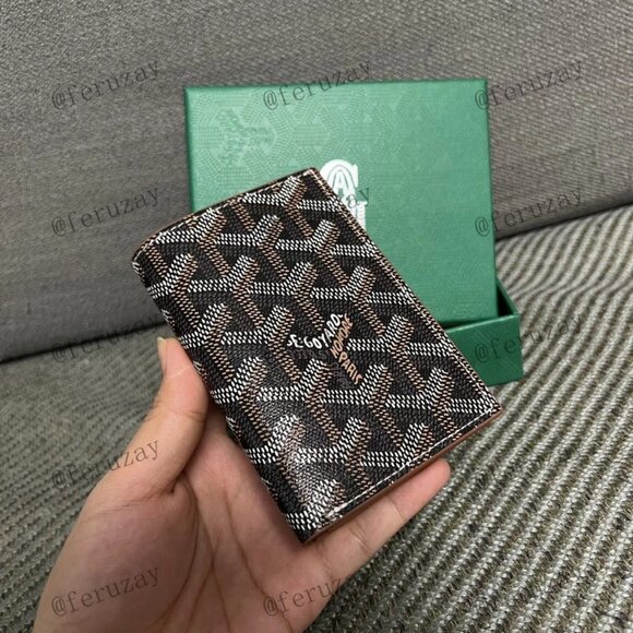 NWT CARD CASE WALLET - Picture 1 of 5